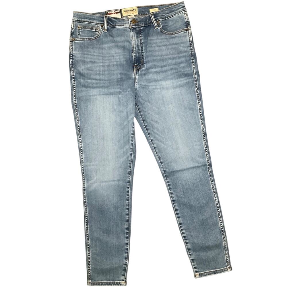 Kirkland Signature Women's Jeans High Rise Stretch Blue Light Size 14 NWT